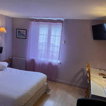 Au Rendez-vous Des Amis 2*