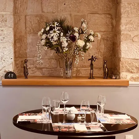 Au Rendez-vous Des Amis Hotel