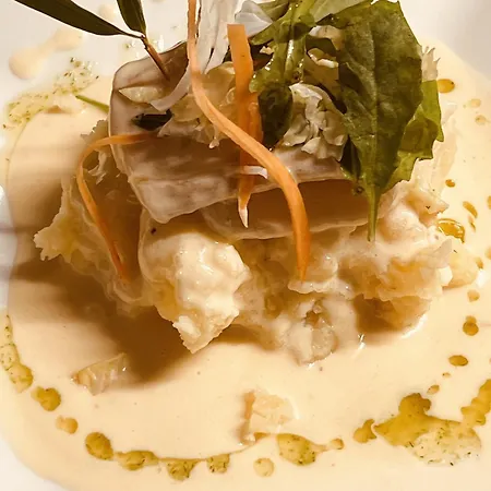 Au Rendez-vous Des Amis מלון