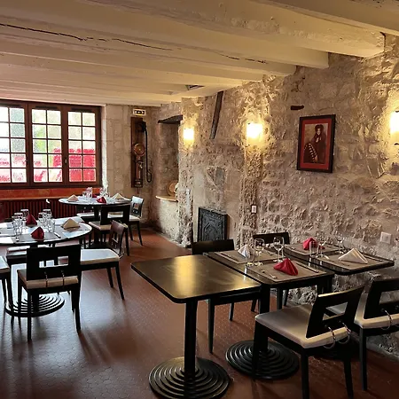 Au Rendez-vous Des Amis Hotel 2*
