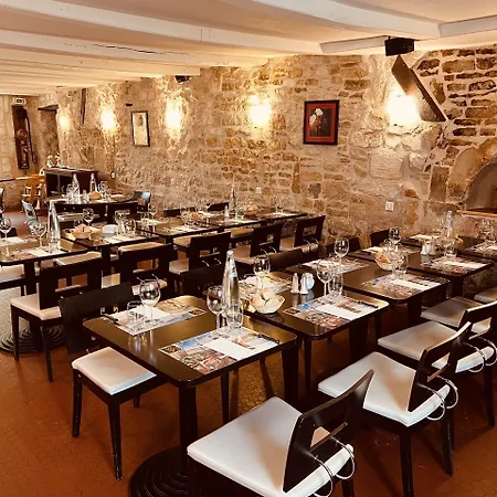 Au Rendez-vous Des Amis 2*