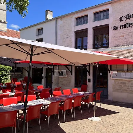 מלון Au Rendez-vous Des Amis 2*