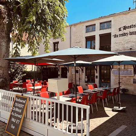 Au Rendez-vous Des Amis Hotel